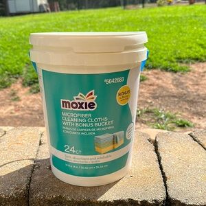Microfiber Cleaning Cloths